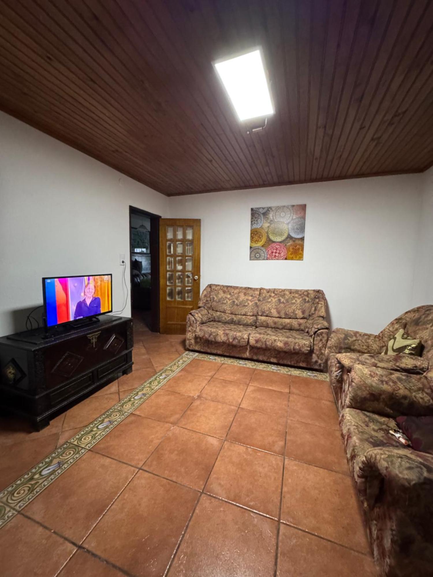 House Mariona Hostel Caminha Exterior photo