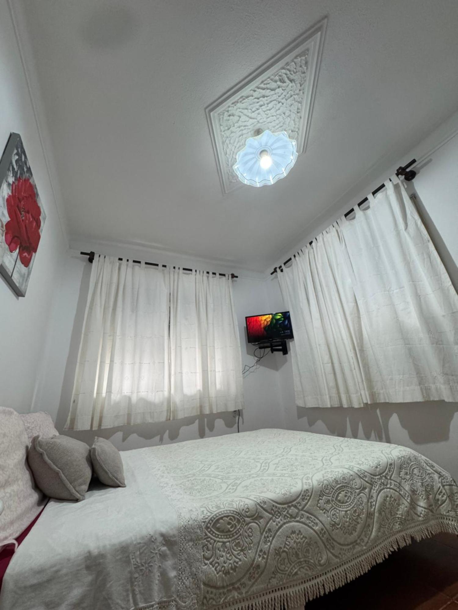 House Mariona Hostel Caminha Exterior photo