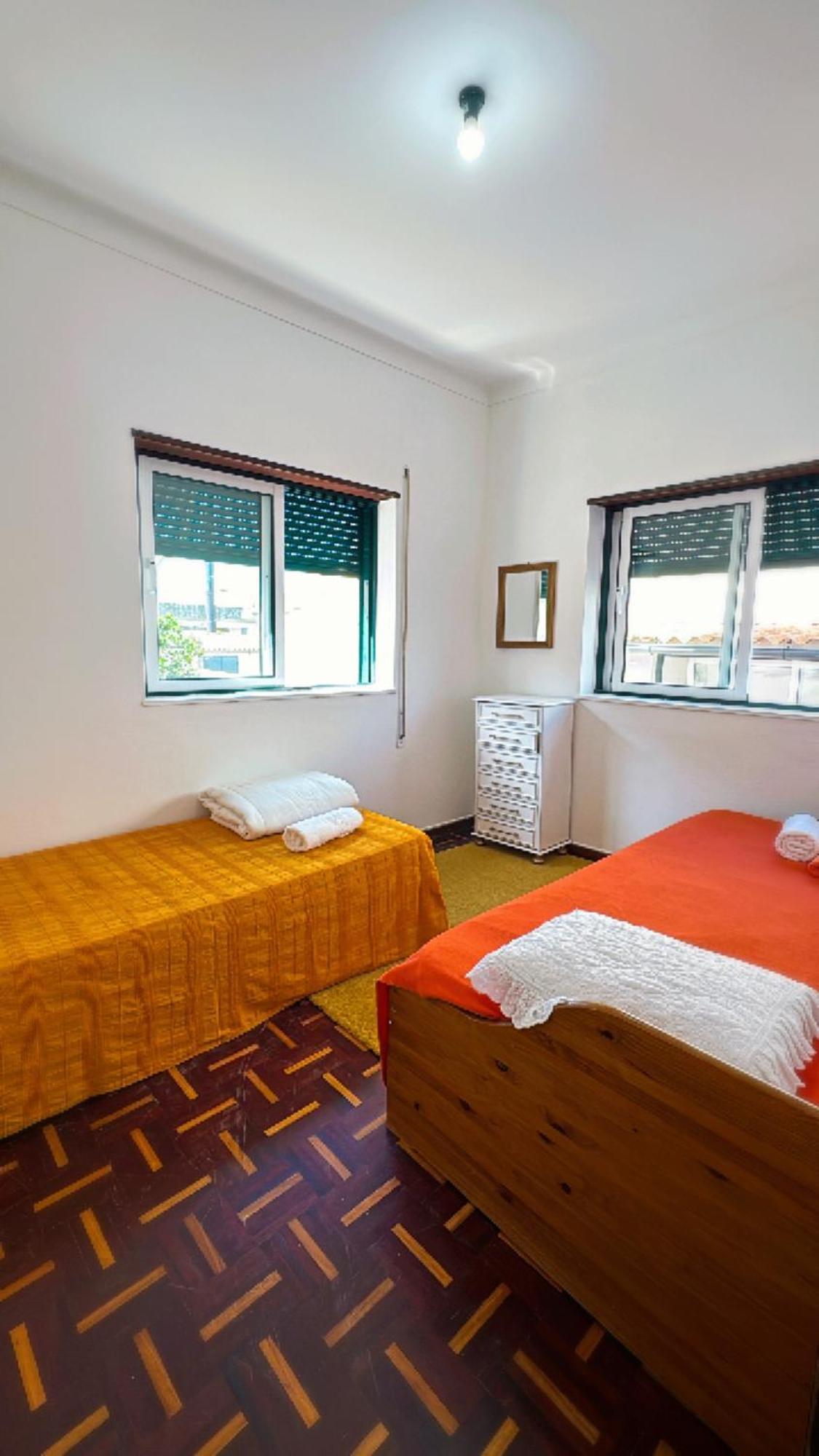 House Mariona Hostel Caminha Exterior photo